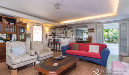Casa com 3 quartos à venda na Rua Professor Emílio Meyer, 431, Vila Conceição, Porto Alegre, 450 m2 por R$ 1.542.554