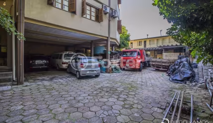 Casa comercial com 18 salas à venda na Rua Marcelo Gama, 41, São João, Porto Alegre, 607 m2 por R$ 1.500.000