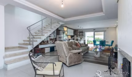 Casa com 3 quartos à venda na Rua Sargento Nicolau Dias de Farias, 485, Tristeza, Porto Alegre, 212 m2 por R$ 1.550.000
