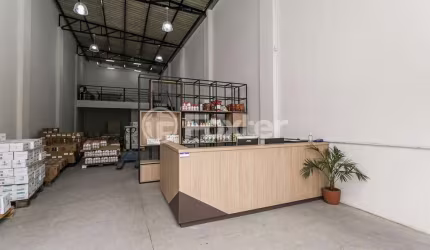 Barracão / Galpão / Depósito à venda na Avenida Brino, 205, Santa Maria Goretti, Porto Alegre, 138 m2 por R$ 745.000