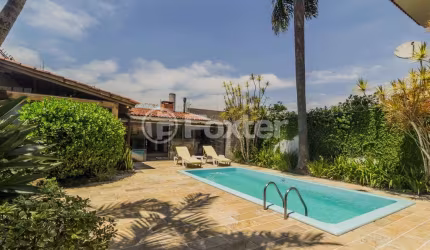 Casa com 3 quartos à venda na Rua Doutor João Palombini, 204, Ipanema, Porto Alegre, 243 m2 por R$ 1.895.000