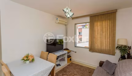 Apartamento com 3 quartos à venda na Rua Luiz de Camões, 179, Santo Antônio, Porto Alegre, 69 m2 por R$ 365.000