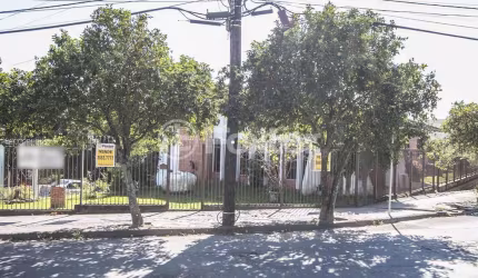 Casa com 3 quartos à venda na Rua Amapá, 1040, Vila Nova, Porto Alegre, 432 m2 por R$ 950.000