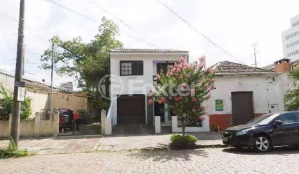 Casa com 3 quartos à venda na Rua Livramento, 262, Santana, Porto Alegre, 219 m2 por R$ 1.100.000