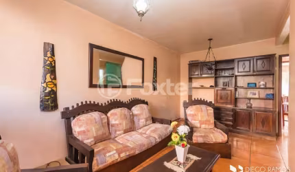 Casa com 3 quartos à venda na Rua General Telino Chagastelles, 308, Parque Santa Fé, Porto Alegre, 93 m2 por R$ 475.000