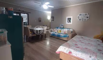 Casa com 4 quartos à venda na Avenida dos Gaúchos, 660, Sarandi, Porto Alegre, 220 m2 por R$ 430.000