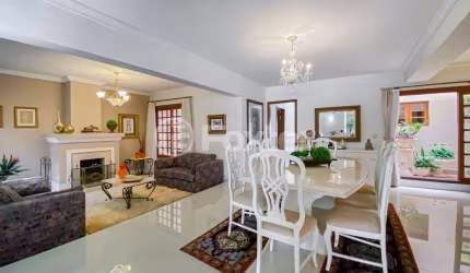 Casa com 4 quartos à venda na Rua Pedro Carneiro Pereira, 90, Teresópolis, Porto Alegre, 500 m2 por R$ 1.690.000