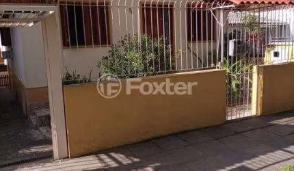 Casa com 4 quartos à venda na Avenida Frei Henrique de Coimbra, 96, Vila Ipiranga, Porto Alegre, 230 m2 por R$ 630.000
