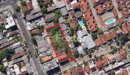 Terreno à venda na Rua Doutor Mário Totta, 2880, Camaquã, Porto Alegre, 1288 m2 por R$ 700.000