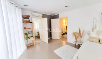 Sala comercial com 4 salas à venda na Rua Doutor Ramiro D'Ávila, 20, Azenha, Porto Alegre, 61 m2 por R$ 220.000