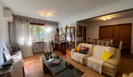 Casa com 3 quartos à venda na Rua Líbano, 96, Higienópolis, Porto Alegre, 263 m2 por R$ 1.550.000