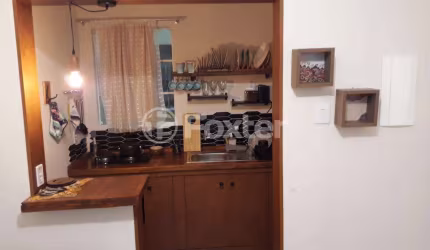 Kitnet / Stúdio à venda na Rua Doutor Ramiro D'Ávila, 120, Azenha, Porto Alegre, 27 m2 por R$ 158.600