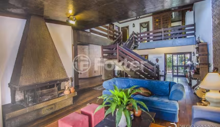 Casa com 4 quartos à venda na Rua Matias José Bins, 1080, Chácara das Pedras, Porto Alegre, 457 m2 por R$ 2.300.000
