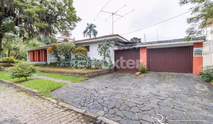 Casa com 4 quartos à venda na Travessa Trindade, 10, Jardim Lindóia, Porto Alegre, 252 m2 por R$ 1.080.000