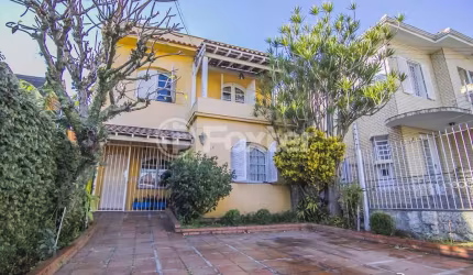 Casa comercial com 4 salas à venda na Rua General Gomes Carneiro, 250, Medianeira, Porto Alegre, 230 m2 por R$ 1.200.000
