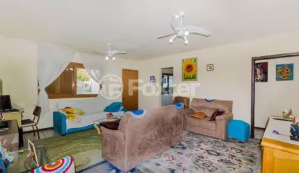 Casa com 5 quartos à venda na Rua Limoeiro, 101, Cristo Redentor, Porto Alegre, 242 m2 por R$ 700.000