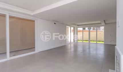 Casa com 3 quartos à venda na Rua Coroados, 675, Vila Assunção, Porto Alegre, 288 m2 por R$ 1.752.000