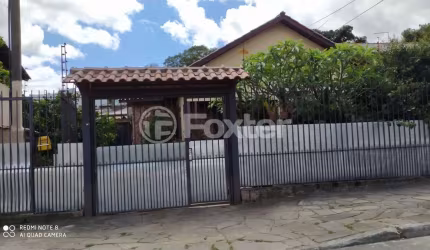 Casa com 2 quartos à venda na Rua André Primo Biazetto, 190, Campo Novo, Porto Alegre, 215 m2 por R$ 700.000