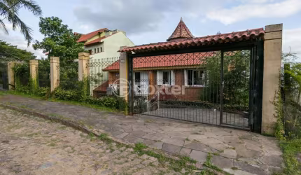 Casa com 3 quartos à venda na Rua Fernando Osório, 1869, Teresópolis, Porto Alegre, 256 m2 por R$ 850.000