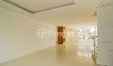 Casa em condomínio fechado com 3 quartos à venda na Avenida Carlos Maximiliano Fayet, 80, Hípica, Porto Alegre, 231 m2 por R$ 782.000