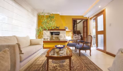 Casa com 3 quartos à venda na Rua General Francisco de Paula Cidade, 443, Chácara das Pedras, Porto Alegre, 235 m2 por R$ 1.570.000
