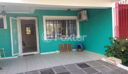 Casa com 4 quartos à venda na Rua Constantino Fernando Onorato Bottin, 56, Hípica, Porto Alegre, 146 m2 por R$ 636.000