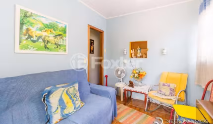 Casa com 2 quartos à venda na Rua Marechal Simeão, 42, Passo da Areia, Porto Alegre, 160 m2 por R$ 550.000