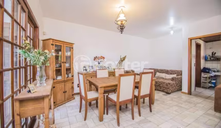 Casa comercial com 1 sala à venda na Rua Coronel Ruy da Cunha Paim, 55, Nonoai, Porto Alegre, 600 m2 por R$ 1.390.000