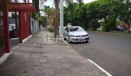 Casa com 2 quartos à venda na Avenida Karl Iwers, 299, Jardim Itu Sabará, Porto Alegre, 60 m2 por R$ 794.000