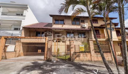 Casa com 5 quartos à venda na Rua Chafic João Scaf, 137, Jardim Itu Sabará, Porto Alegre, 470 m2 por R$ 2.120.000