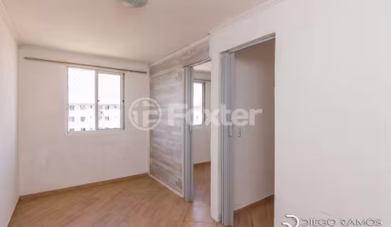 Apartamento com 2 quartos à venda na Rua Atílio Superti, 1430, Cavalhada, Porto Alegre, 36 m2 por R$ 140.000