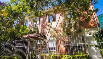 Casa comercial com 2 salas à venda na Rua Faria Santos, 355, Petrópolis, Porto Alegre, 312 m2 por R$ 1.300.000
