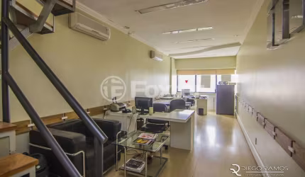 Sala comercial com 2 salas à venda na Avenida Taquara, 446, Petrópolis, Porto Alegre, 109 m2 por R$ 442.225