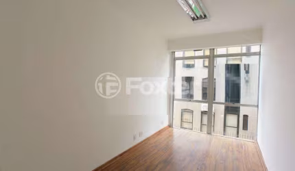 Sala comercial com 1 sala à venda na Alameda Coelho Neto, 20, Boa Vista, Porto Alegre, 28 m2 por R$ 140.000