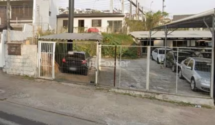 Terreno à venda na Avenida Nonoai, 1696, Nonoai, Porto Alegre, 319 m2 por R$ 720.000