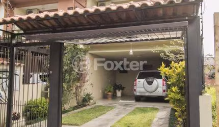 Casa com 3 quartos à venda na Rua Luís Felipe Monmany, 47, Espírito Santo, Porto Alegre, 119 m2 por R$ 600.000