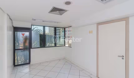 Sala comercial com 6 salas à venda na Avenida Érico Veríssimo, 624, Menino Deus, Porto Alegre, 235 m2 por R$ 400.000