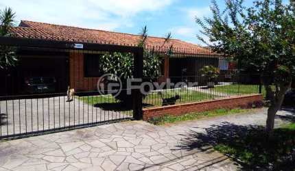 Casa com 7 quartos à venda na Rua Cariri, 98, Vila Assunção, Porto Alegre, 400 m2 por R$ 1.600.000