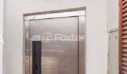 Sala comercial com 1 sala à venda na Avenida Presidente Franklin Roosevelt, 751, Navegantes, Porto Alegre, 25 m2 por R$ 81.000