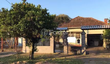 Casa com 3 quartos à venda na Rua Euclides Goulart, 431, Belém Novo, Porto Alegre, 150 m2 por R$ 332.500