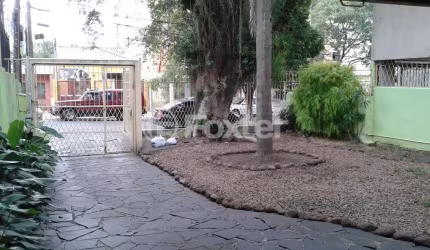 Casa com 2 quartos à venda na Travessa São Jacó, 59, Higienópolis, Porto Alegre, 278 m2 por R$ 850.000