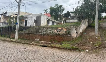 Terreno comercial à venda na Rua Eurico Lara, 447, Medianeira, Porto Alegre, 744 m2 por R$ 995.000