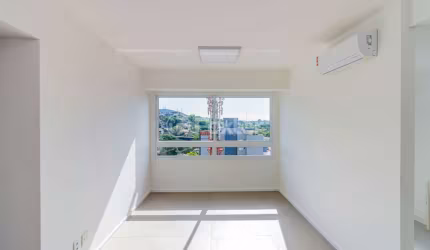 Apartamento com 2 quartos à venda na Rua Capitão Pedro Werlang, 1066, Partenon, Porto Alegre, 52 m2 por R$ 395.000