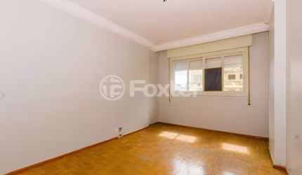 Apartamento com 3 quartos à venda na Rua Duque de Caxias, 1304, Centro Histórico, Porto Alegre, 109 m2 por R$ 500.000