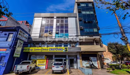 Sala comercial com 1 sala à venda na Avenida Cristóvão Colombo, 1081, Floresta, Porto Alegre, 53 m2 por R$ 149.000