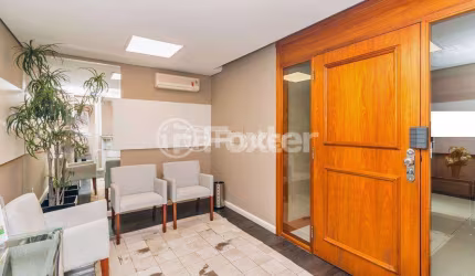 Sala comercial com 3 salas à venda na Rua General Vitorino, 330, Centro Histórico, Porto Alegre, 139 m2 por R$ 770.000