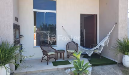 Casa com 3 quartos à venda na Rua T Sete, 70, Balneário Jardim do Éden, Tramandaí, 82 m2 por R$ 340.000