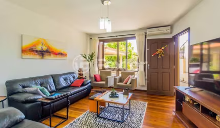Casa com 3 quartos à venda na Rua Carlos Nobre, 95, Ipanema, Porto Alegre, 300 m2 por R$ 655.000