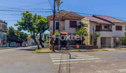 Casa comercial com 3 salas à venda na Rua General Gomes Carneiro, 218, Medianeira, Porto Alegre, 200 m2 por R$ 1.380.000