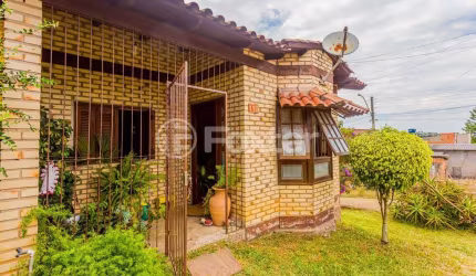 Casa com 3 quartos à venda na Rua Arthur Alberto Zanela, 110, Lomba do Pinheiro, Porto Alegre, 65 m2 por R$ 239.000